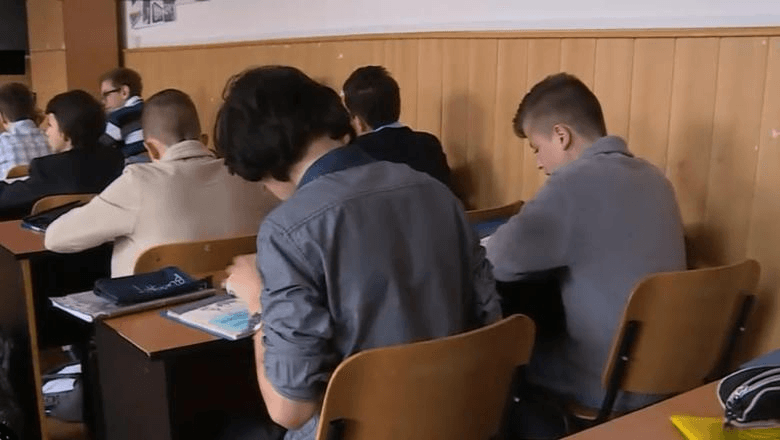 Testarea PISA și la Limba engleză, aprobată de Guvern