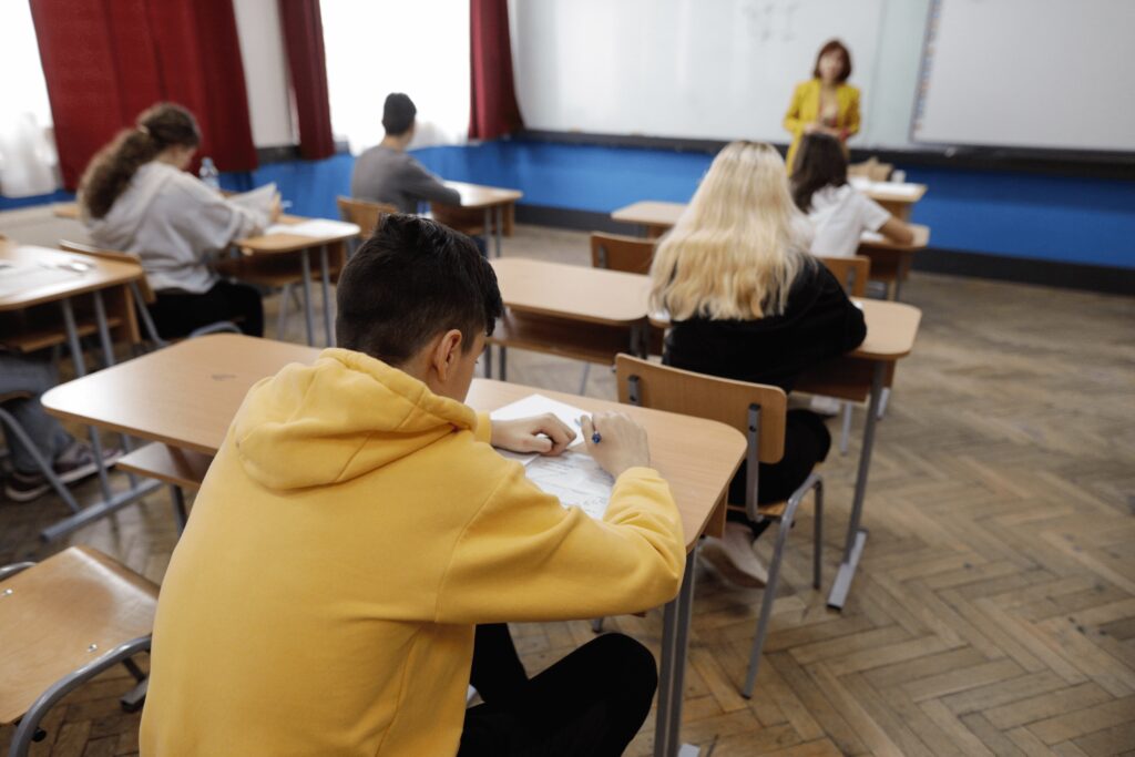 Cine este de vină pentru rezultatele dezastruoase de la simularea Evaluării Naționale 2023