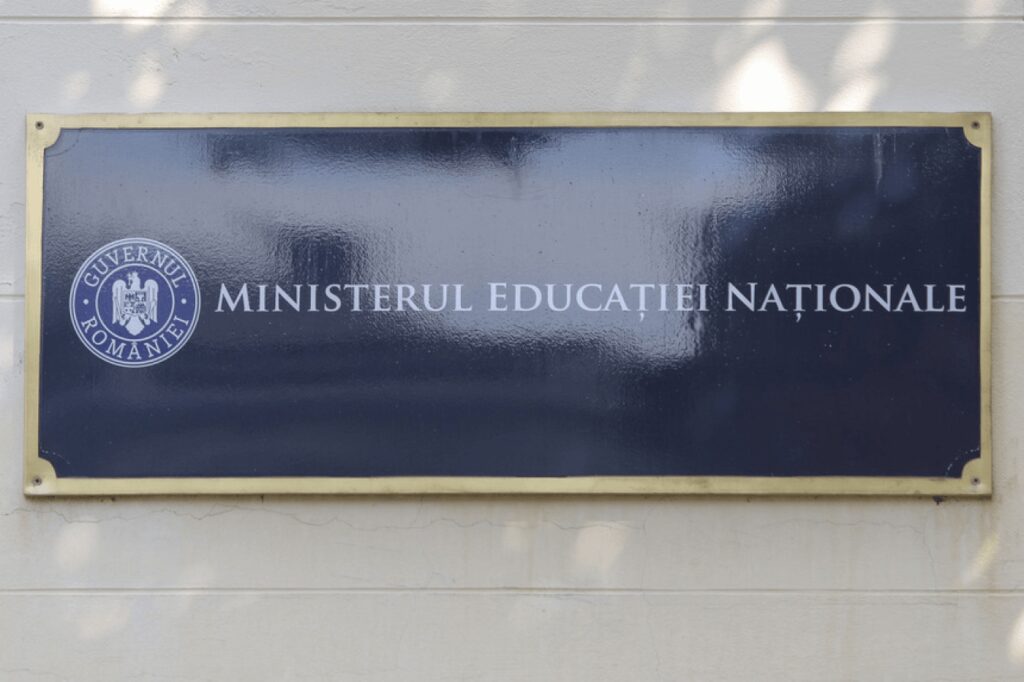 Ministerul Educației, reacție după înjunghierea profesoarei în clasă