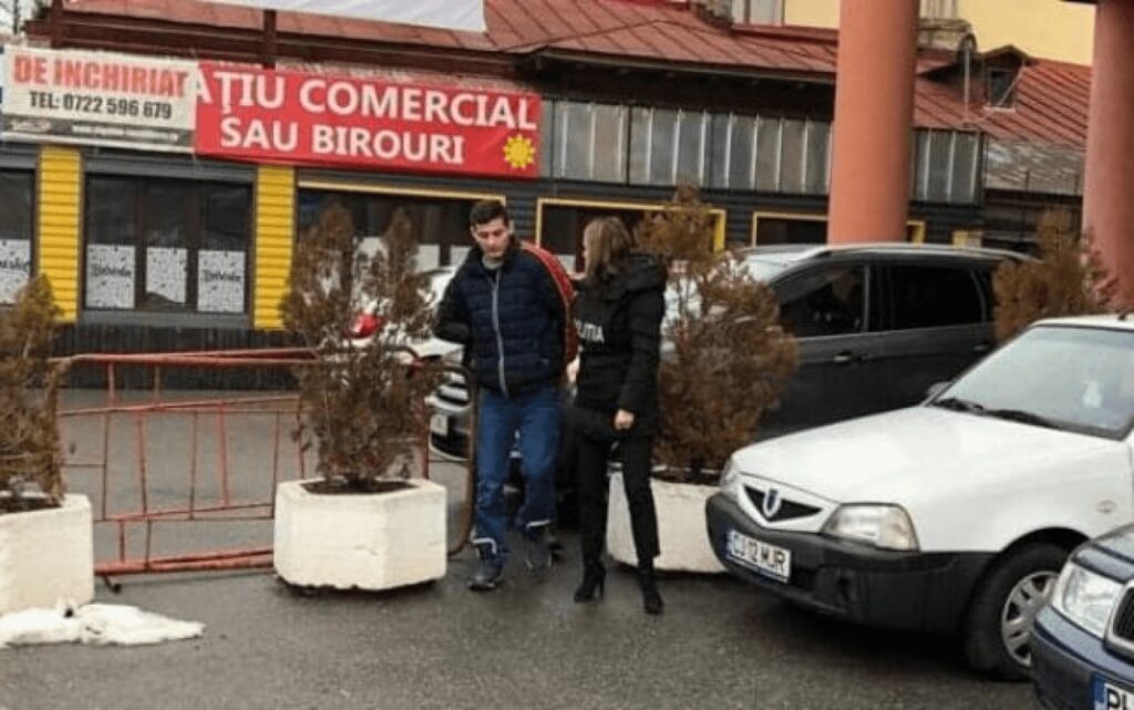 „Ne vedem la știrile de la ora 5”. Cum a fost comis unul dintre cele mai grave atacuri dintr-o școală românească