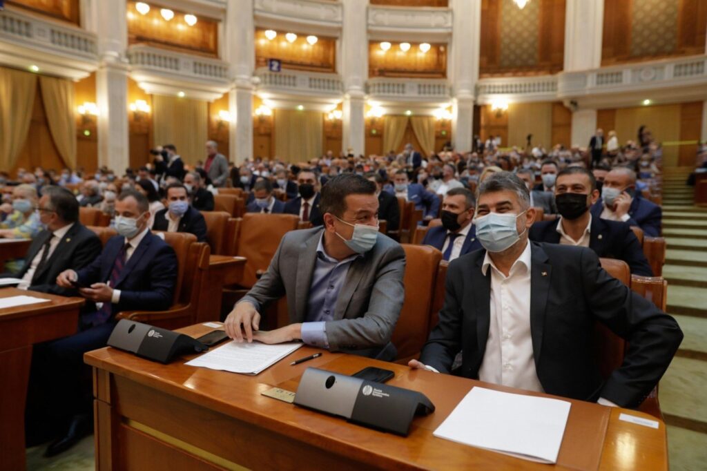 Cine se încălzește să-i ia locul lui Ciolacu la șefia Camerei Deputaților SURSE