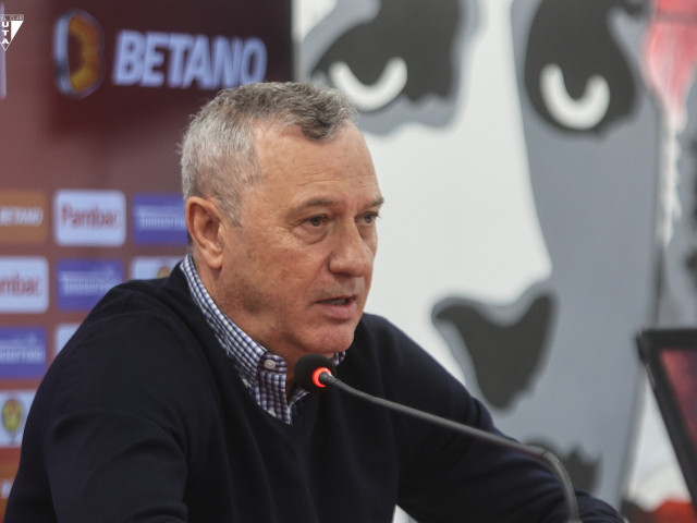 Mircea Rednic acuză arbitrajul, după eliminarea celor de la UTA din Cupă: ”S-a împiedicat de iarbă”