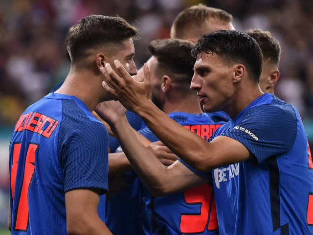 A dat 2.5 milioane de euro pe ei!