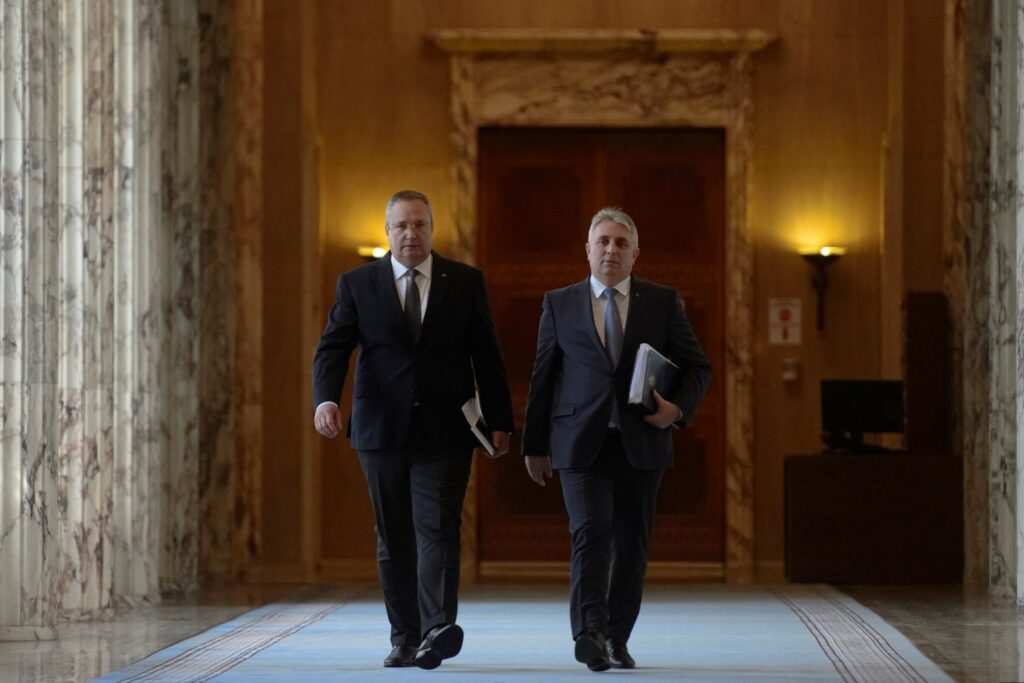 Fuziunea PNL-ALDE. Ce zestre au liberal-democrații și care sunt județele cu miză