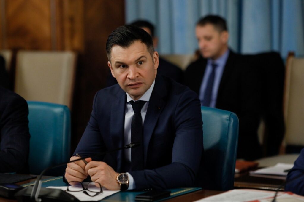 Stroe: Negocierile cu UDMR nu sunt blocate. Noi îi așteptăm în continuare la discuții