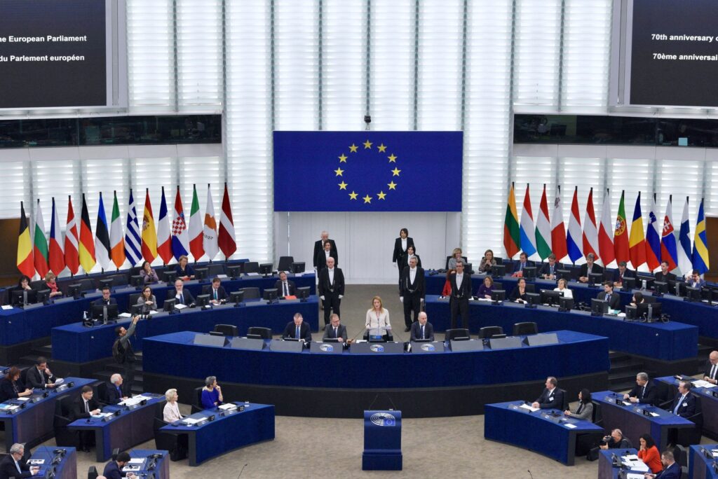 Europarlamentari de extremă dreaptă fac jocurile rușilor la un post de propagandă: „Sper că civilizația din Ucraina va pierde”