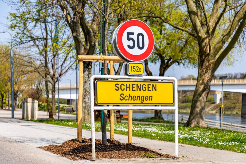Instabilitatea politică din Olanda ar putea afecta aderarea României la Schengen