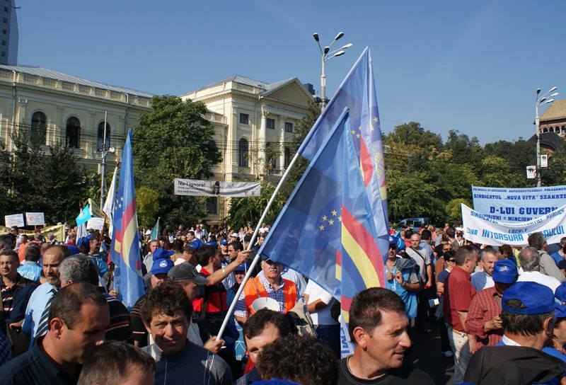 Examenele naționale, sub amenințarea grevei generale