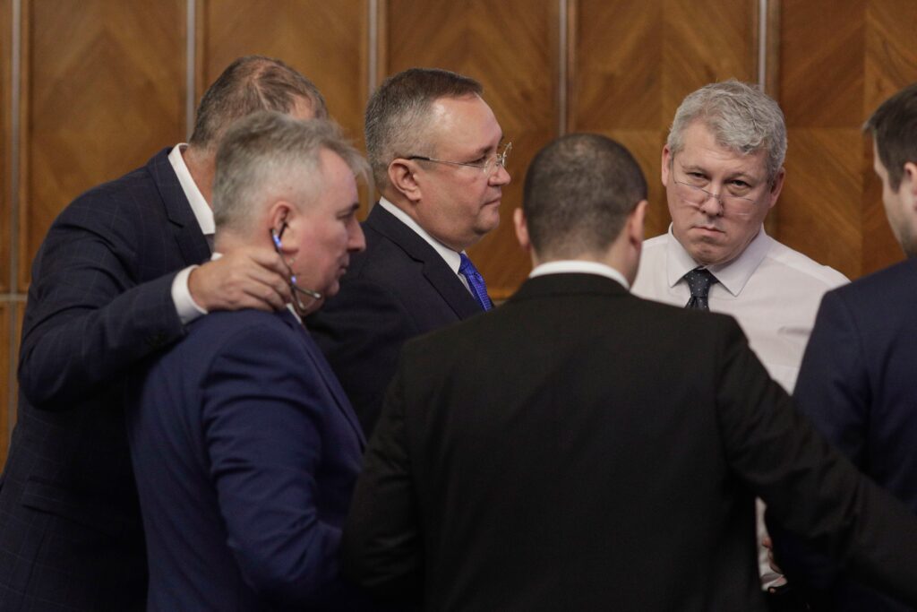 Coaliția începe negocierile pe ministere de la zero după ce PSD a insistat să păstreze Transporturile