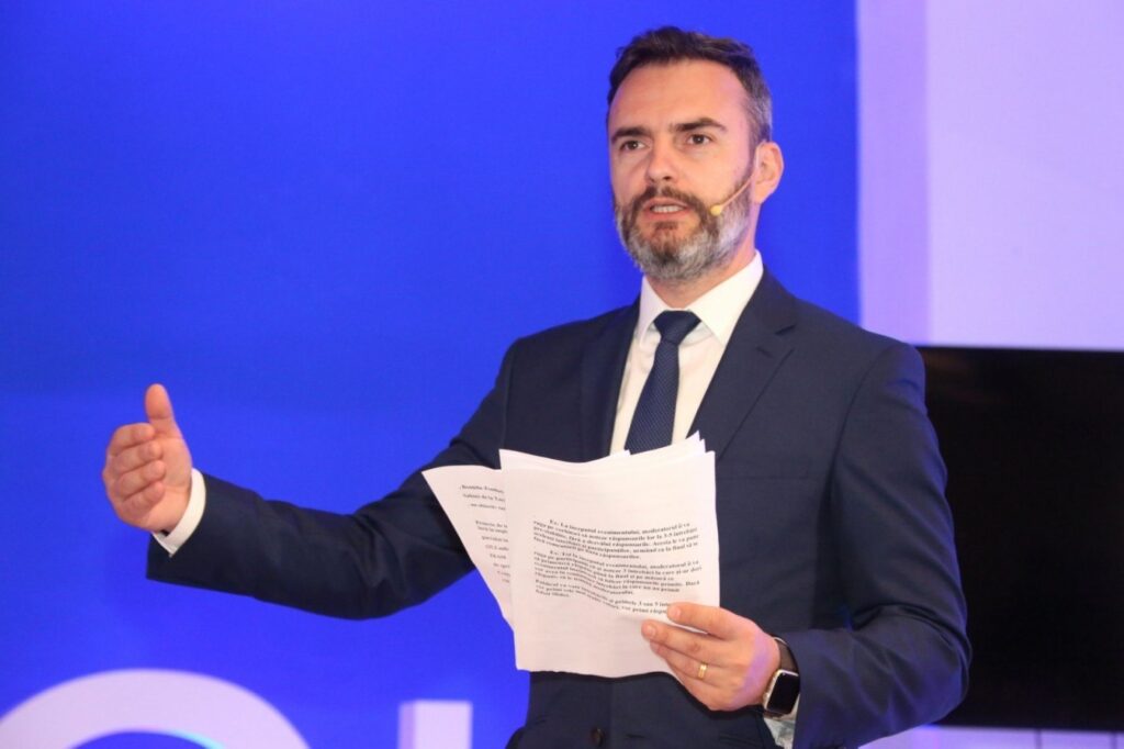 Guvernul mărește salariile, dar doar pentru personalul nedidactic din școli
