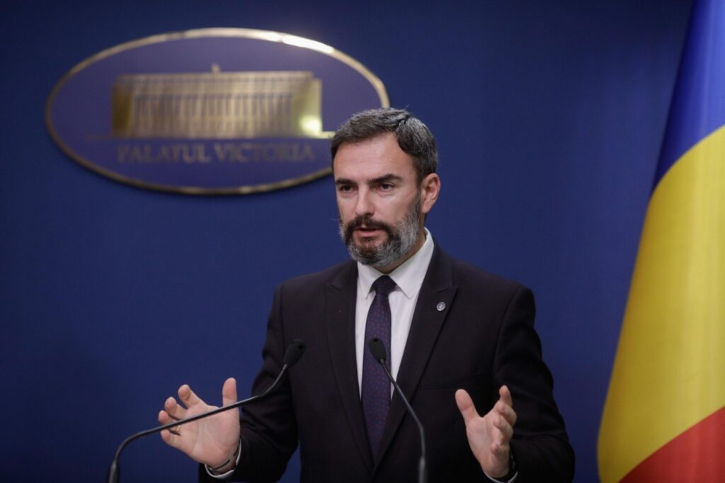 Guvernul va acorda profesorilor primele de 2.500 de lei care au fost refuzate de sindicaliști