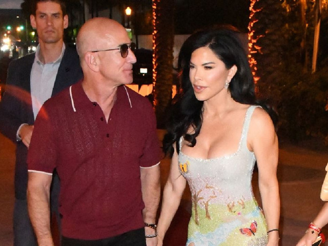 Miliardarul Jeff Bezos și partenera lui, în centrul atenției la Marele Premiu de Formula 1 de la Miami