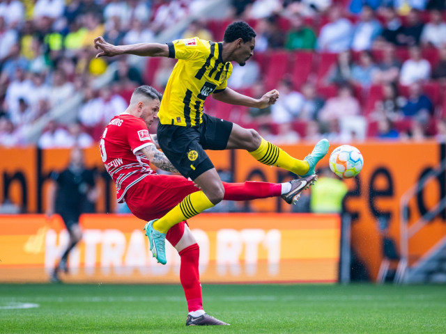 Video | Augsburg – Dortmund 0-3. Haller bifează o “dublă”! BVB urcă pe primul loc în penultima etapă