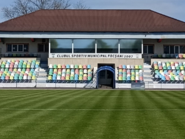 Foto Exclusiv | Stadion de Liga 3, gazon de Champions League! Cel mai mare oraș din România care nu a avut niciodată echipă în prima divizie