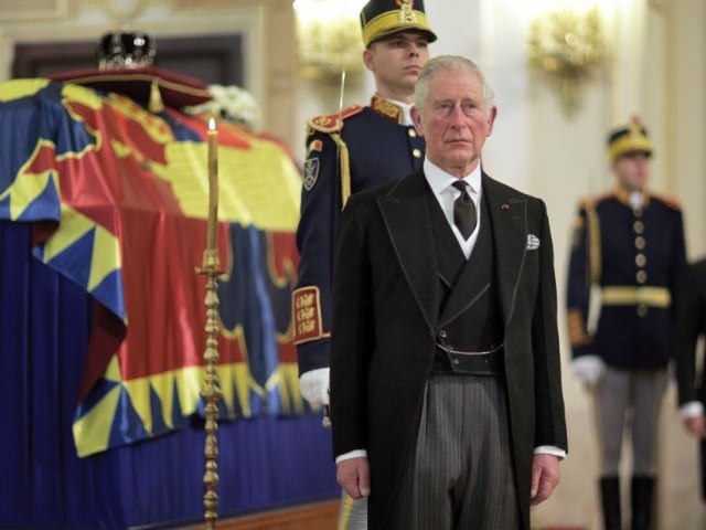 Sondaj. Unu din trei români are o părere bună despre Regele Charles. Cum e văzută revenirea la monarhie