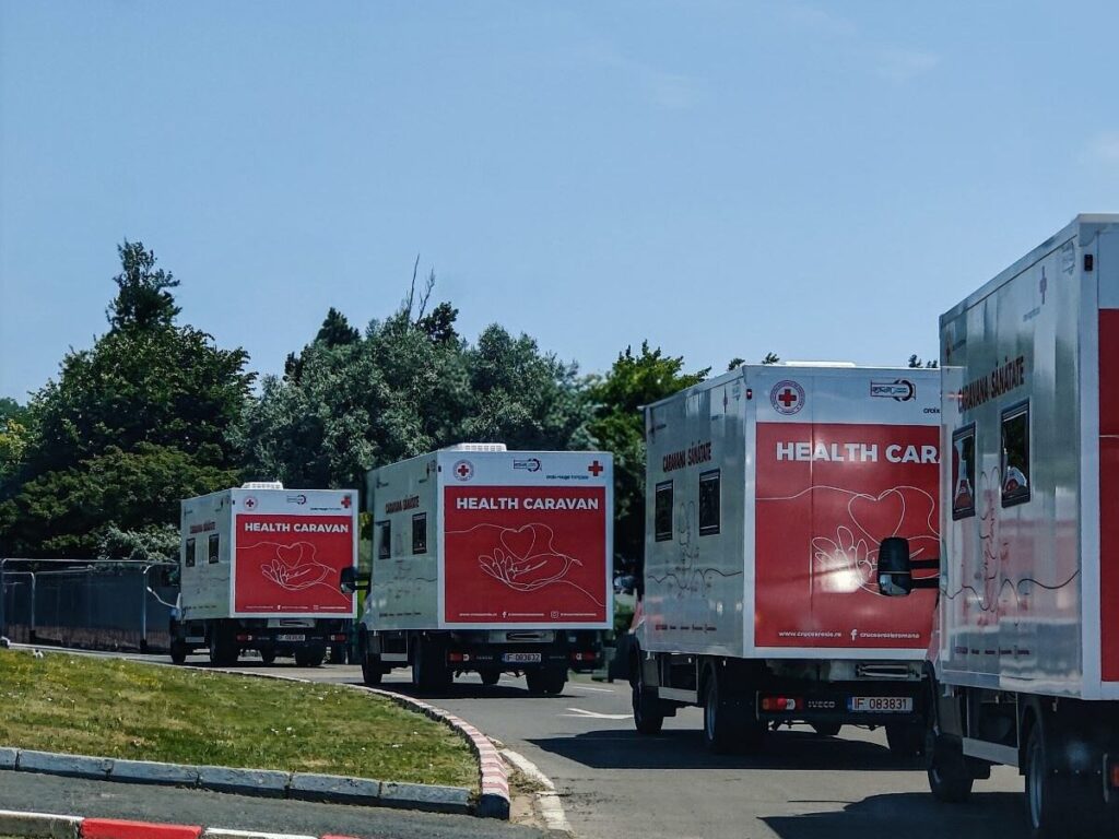 Servicii medicale gratuite, oferite de Crucea Roșie. „Caravana de sănătate“ ajunge în 14 județe din țară