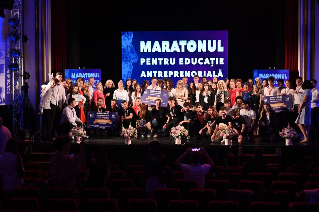 Maraton pentru educație antreprenorială. Peste 5.000 de elevi s-au întrecut în idei de afaceri