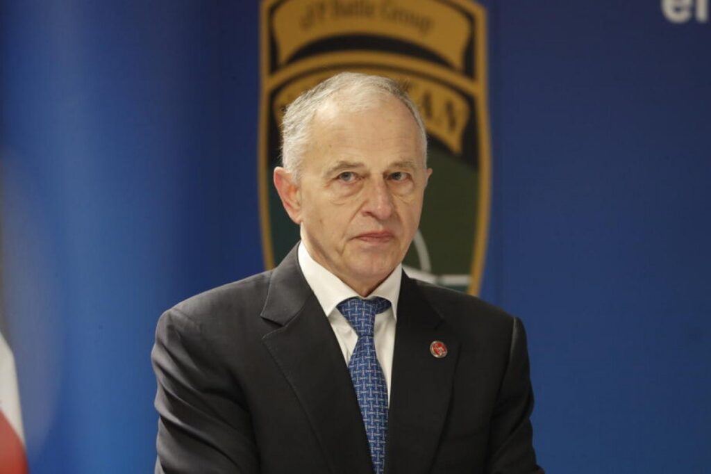 NATO face precizări cu privire la Mircea Geoană: „Toţi angajaţii NATO trebuie să obţină o autorizaţie de securitate de la autorităţile lor naţionale”