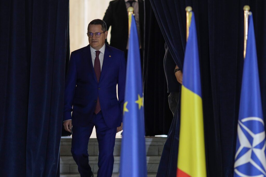 Un lider PNL neagă revenirea lui Eduard Hellving în partid