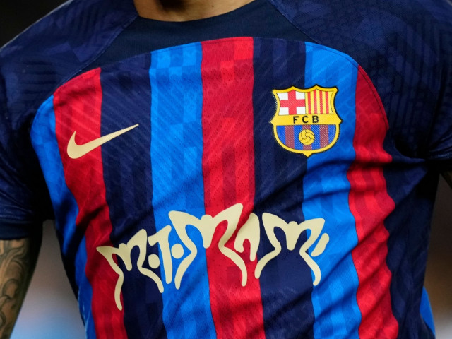 Au plecat 5, mai urmează 3! Cine sunt fotbaliștii pe care Barcelona i-a pus să își caute echipă