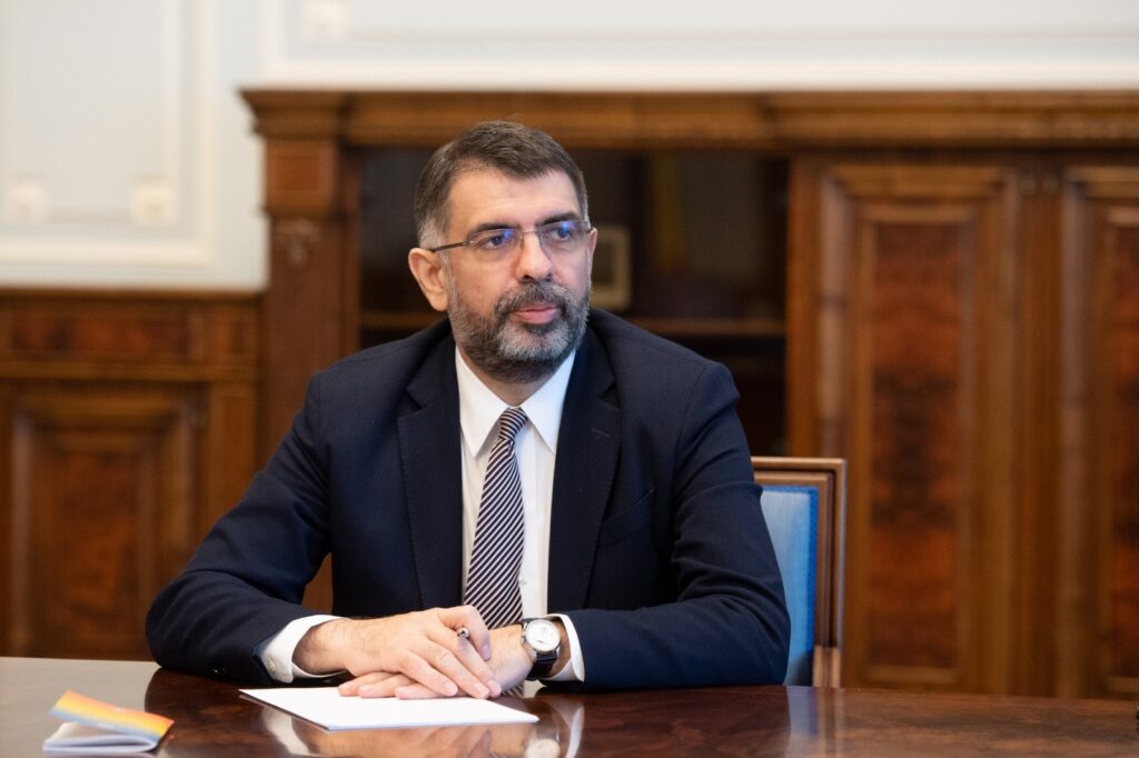 Proiect de lege: Permis de conducere suspendat până la 10 ani pentru şoferii care au consumat droguri sau alcool. Ce alte prevederi conține inițiativa