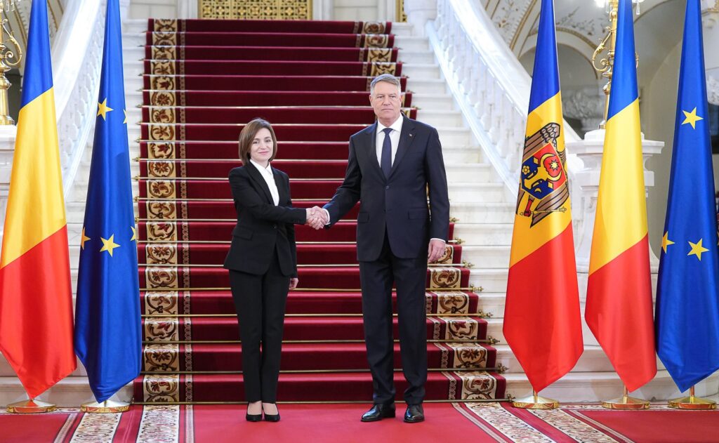 Președintele Klaus Iohannis o primește la Cotroceni pe președinta Republicii Moldova, Maia Sandu, înaintea congresului PPE
