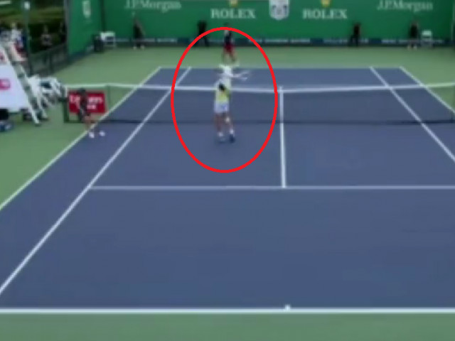 Scene neverosimile în tenis: a ratat punctul de meci, iar gestul făcut imediat după i-a adus pe loc descalificarea