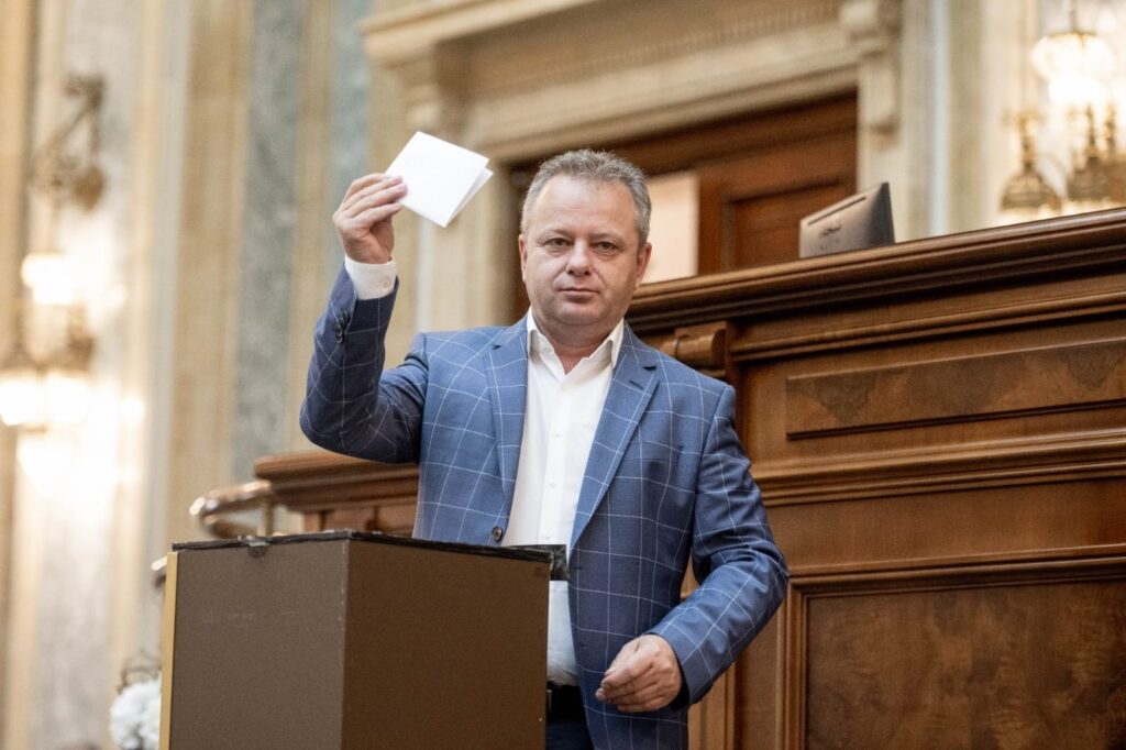 Preşedintele PNL Gorj cere conducerii partidului să iasă de la guvernare