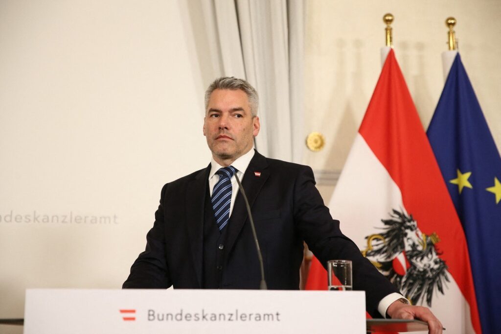 Nouă palmă dată de Austria României. Partidul lui Nehammer nu e de acord cu programul electoral al PPE. Extinderea Schengen, una dintre probleme
