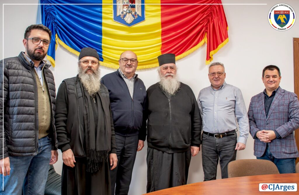Preşedintele CJ Argeş, Ion Mînzînă, a primit în vizită două importante feţe bisericeşti