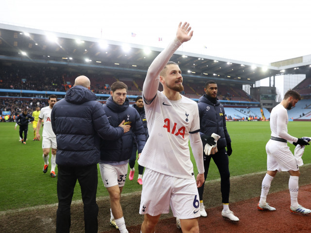 Radu Drăgușin și Tottenham joacă un ”rol vital” în lupta la titlu din Premier League!
