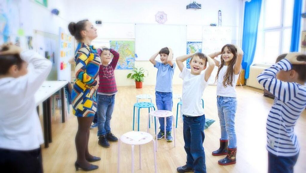 Secretele alegerii activităților extrașcolare pentru copii, explicate de specialiști. Care sunt principiile de bază care trebuie urmate de părinți