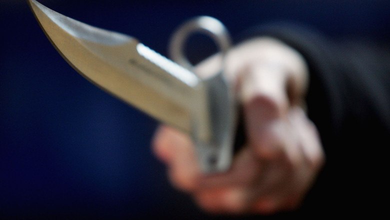 Elevul care și-a înjunghiat profesoara de Japoneză, condamnat la ani grei. Ce au decis judecătorii
