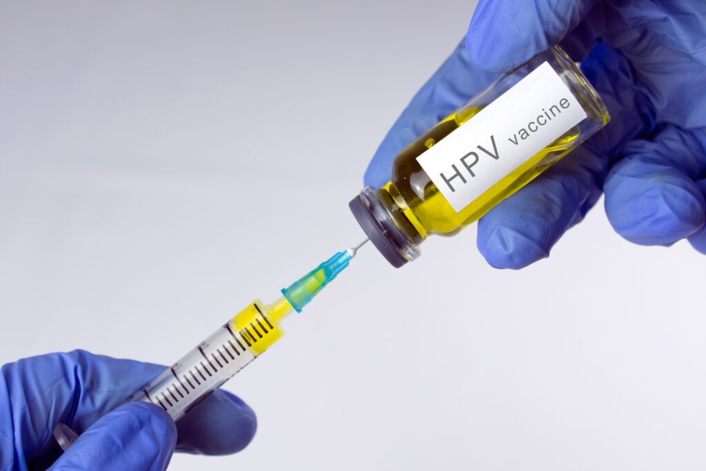 Mai mult de 10.000 de doze de vaccinuri anti-HPV expiră la sfârșitul lui august. Cine se poate vaccina gratuit