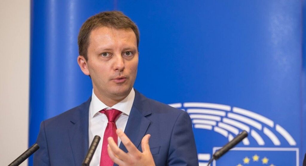 Europarlamentarul Siegfried Mureșan denunță înțelegerea Simion – Șoșoacă. „AUR este la fel de pro-rus și anti-european”