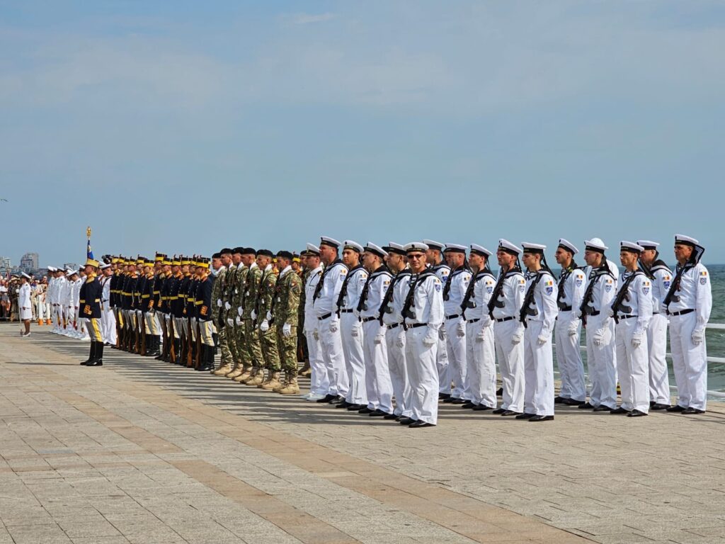 „Rolul Forțelor Navale este esențial în actuala criză geopolitică”. Ce fac și ce spun politicienii de Ziua Marinei