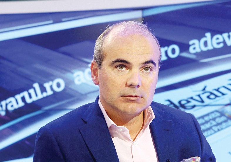Rareș Bogdan, intrigat de propunerea Elenei Lasconi cu Bolojan premier: „Nu cred că e din mintea dânsei, e un truc politic”