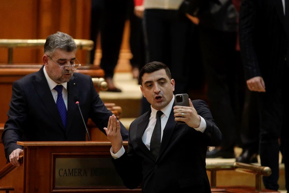 Marcel Ciolacu și George Simion, în turul 2 la prezidențiale, potrivit celui mai nou sondaj. Cine vine tare din urmă