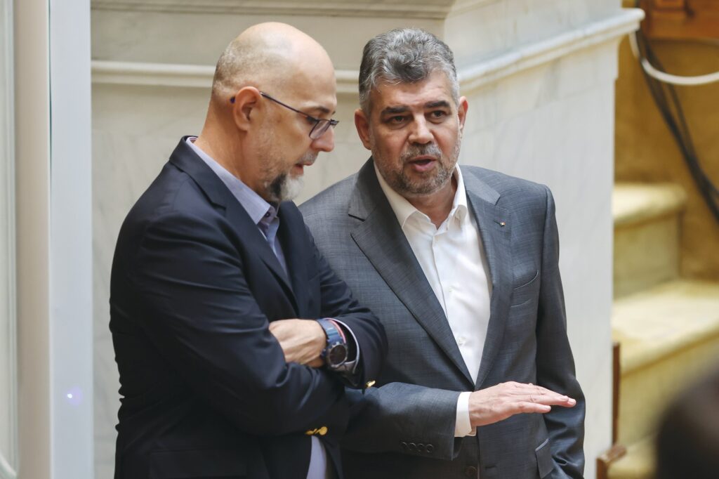 Kelemen Hunor se întreabă cu cine ar putea împărţi puterea Marcel Ciolacu, dacă va câştiga: „Cu Nicu sau cu Iohannis?”