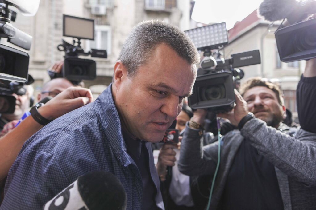 Senatorul Eugen Pîrvulescu, fără imunitate. Decizia Comisiei Juridice a Senatului