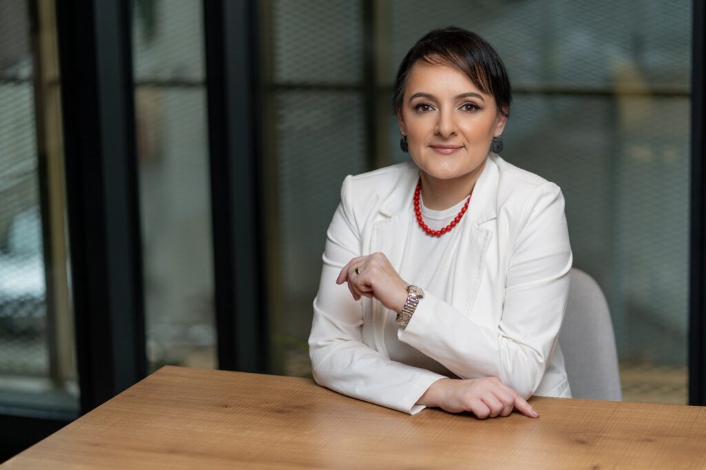 Monica Florea, fondatoarea UP Generation: „Tinerii Generației Z nu mai sunt dispuși să rătăcească pe drumuri care nu sunt despre ei“