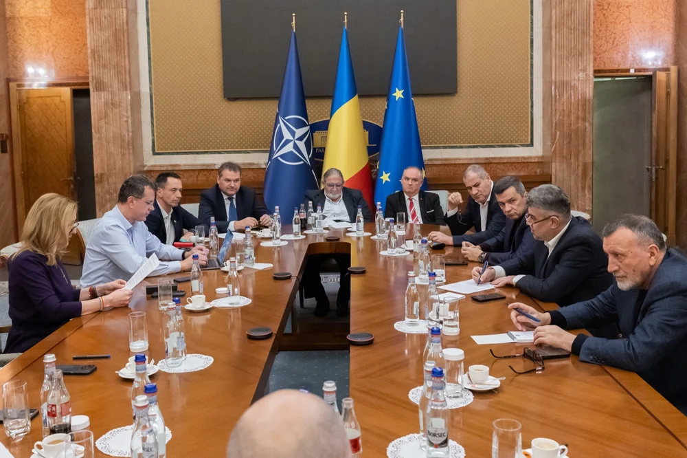 Negocierile pentru formarea guvernului pro-european continuă: Maximum 16 ministere și reducerea secretarilor de stat