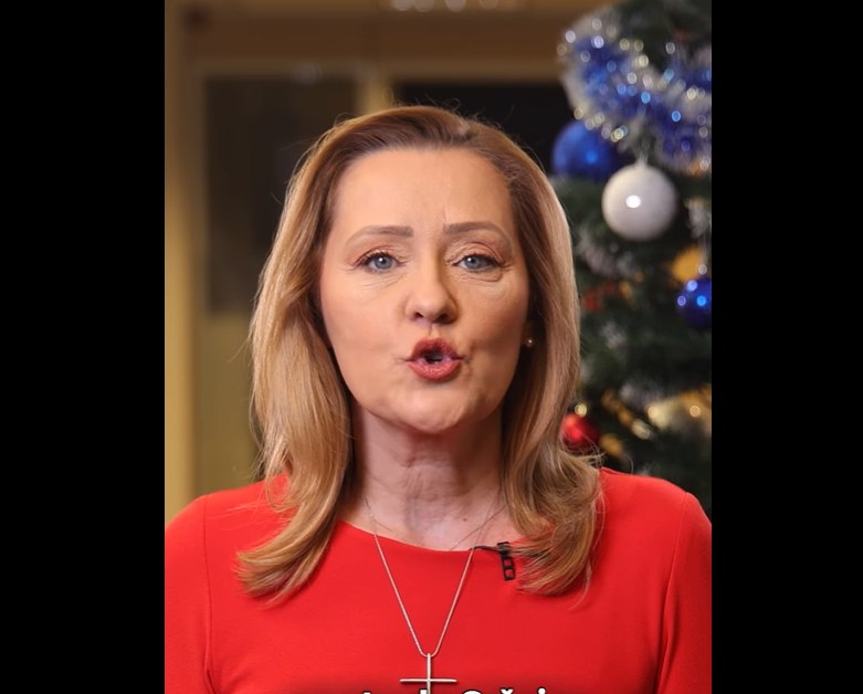 Elena Lasconi, mesaj de Crăciun: „De noi depinde cum mergem mai departe și cum ne găsim liniștea de Sărbători”