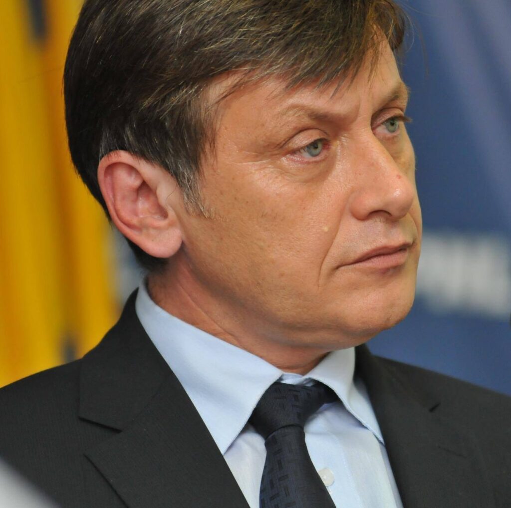 Crin Antonescu îi critică pe procurori pentru nefinalizarea anchetelor legate de alegeri: „Nu poate să mai existe concediu”