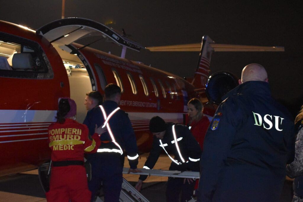 Forțele Aeriene Române au evacuat 12 pacienți palestinieni din Gaza. Cinci dintre ei vor fi tratați la două spitale de copii din București