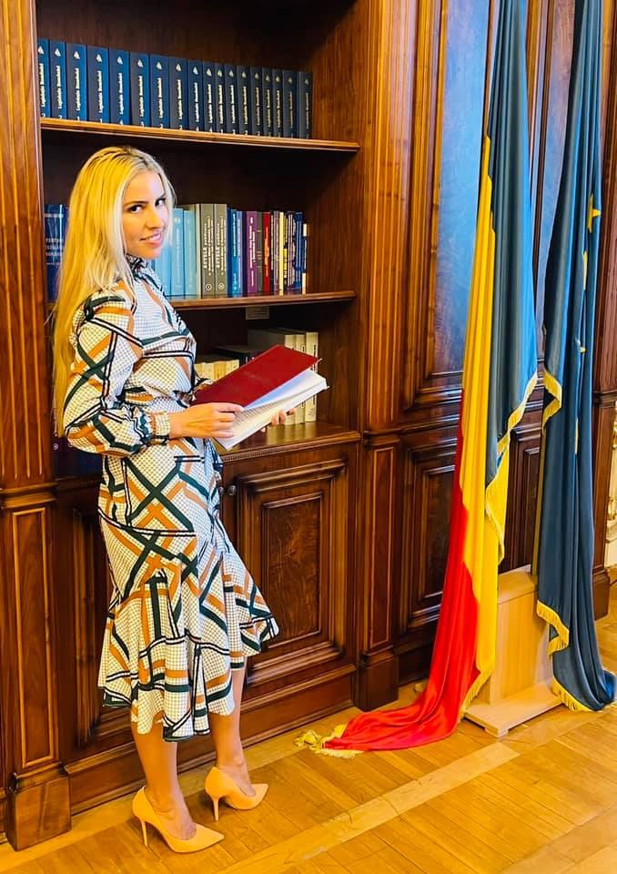 „Vocea” revoltei din Senat față de concedierile anunțate de Bolojan, o fostă pesedistă cu Lexus și două apartamente în București