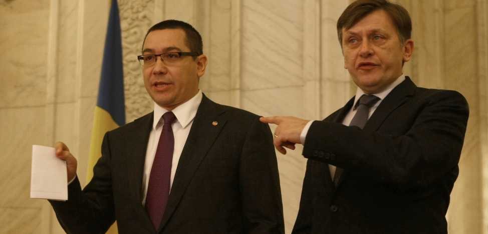 Victor Ponta susține că refuzul lui Iohannis de a demisiona ajută mişcările anti-sistem: „Îngroapă candidatul coaliţiei”