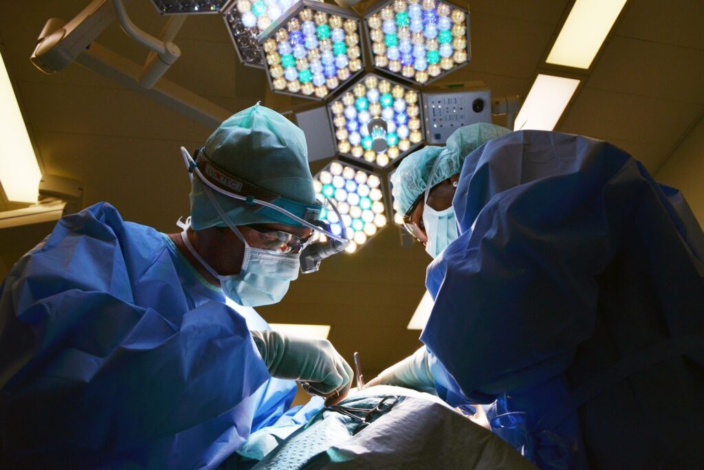 Criza forței de muncă din sistemul sanitar european: Medicii bătrâni domină, iar tinerii sunt prea puțini