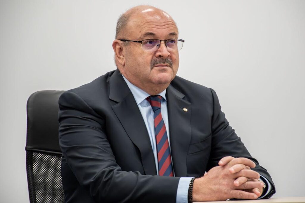 Dotarea cu echipamente a laboratorului de anatomie patologică din cadrul Spitalului Județean de Urgență Pitești