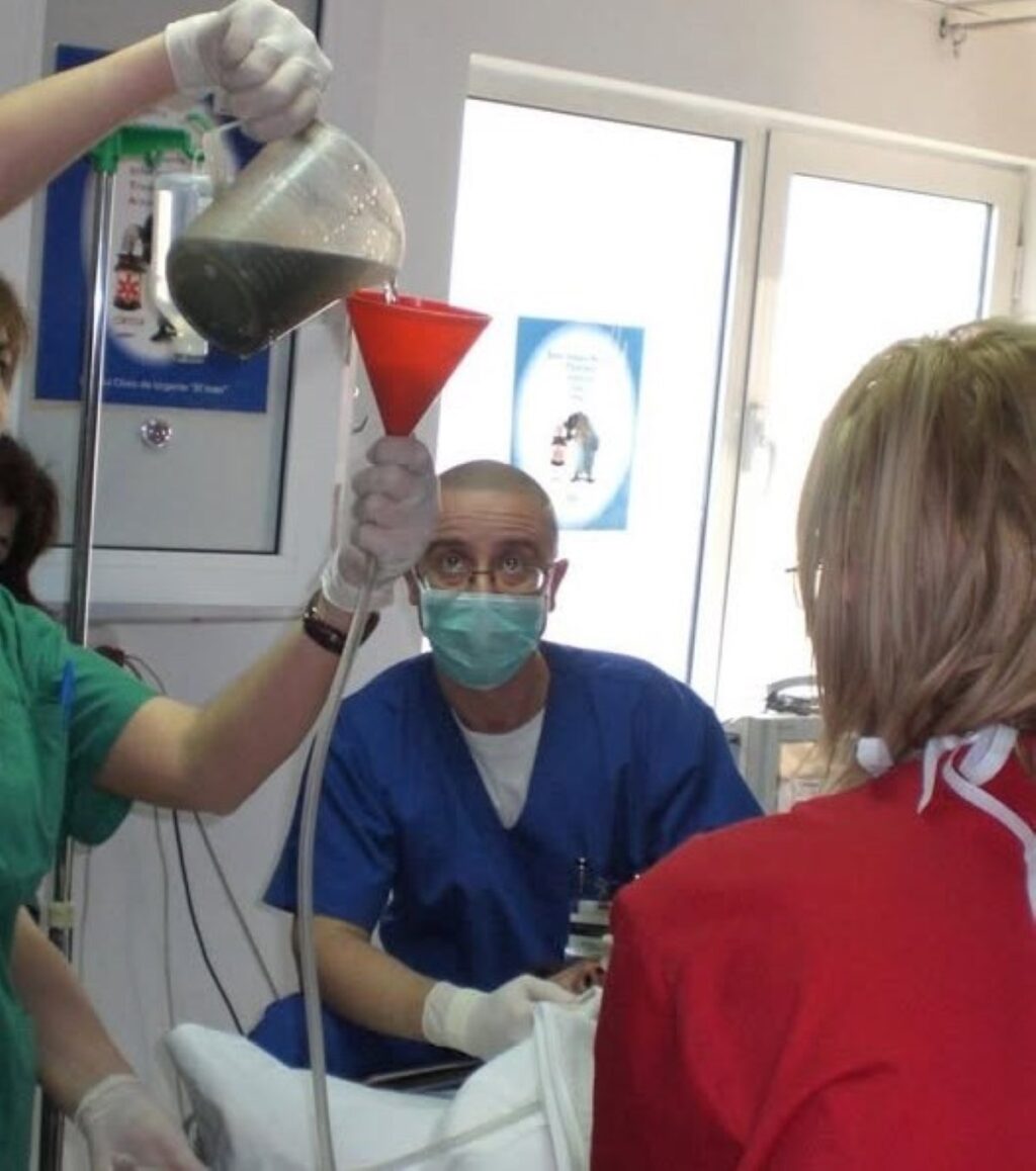Avertismentul unui medic după cea mai recentă provocare de pe TikTok pentru adolescenţi: „10 comprimate de paracetamol pot fi mortale”